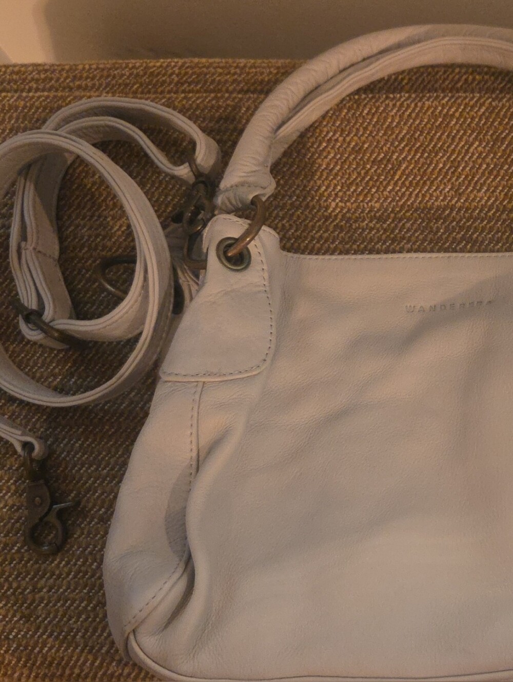WANDERERS  PETITE TOULOUSE Light Gray Leather Crossbody Bag w/ Detachable Strap